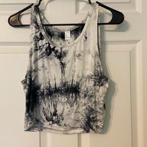 Cropped tank